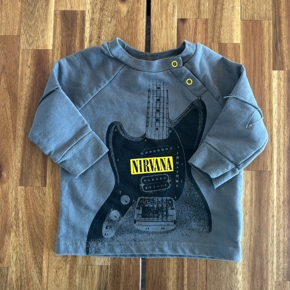 Nirvana baby boy pullover sweatshirt. Size‎ 6-9 months